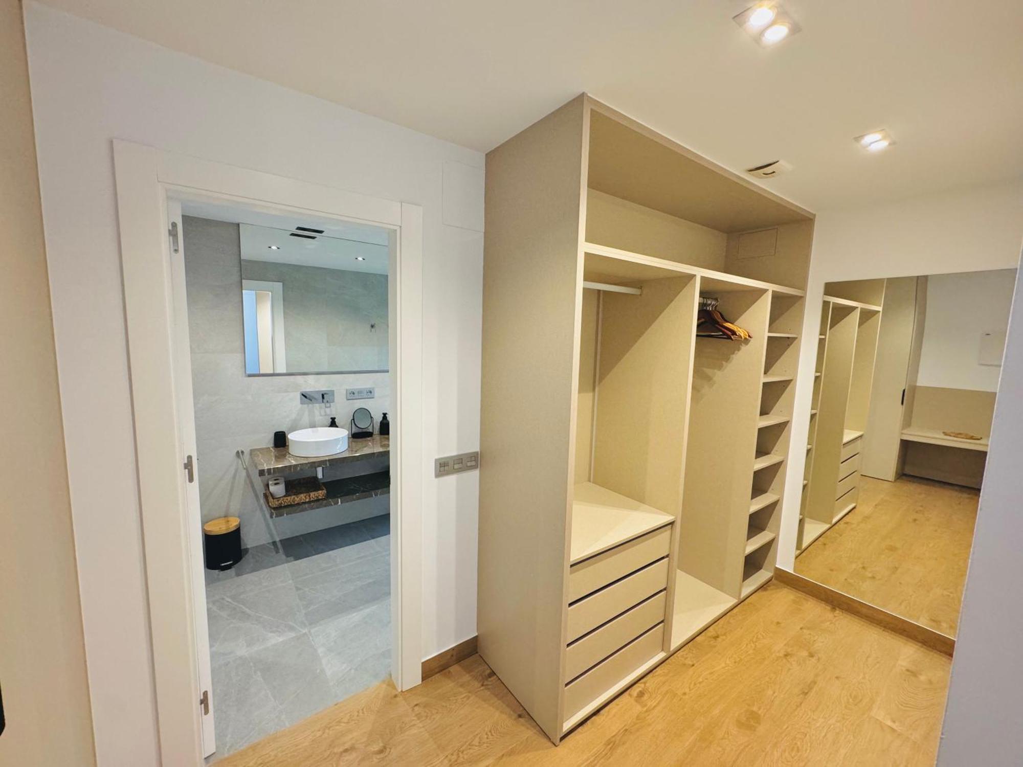 Pueblo Evita Premium Suites Беналмадена Екстериор снимка