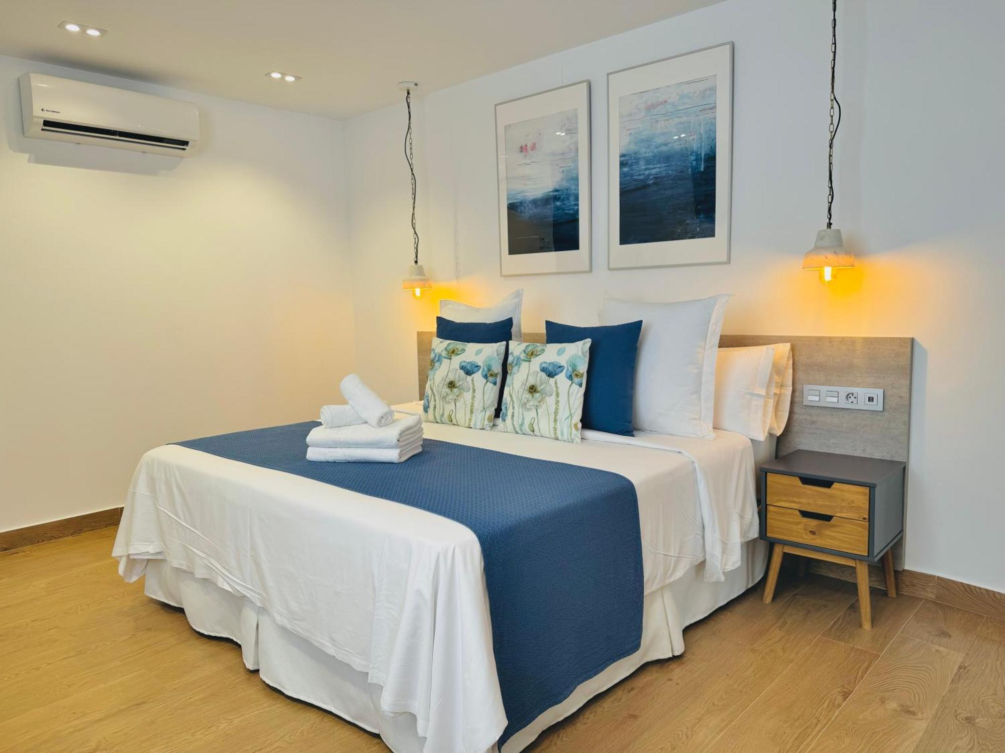 Pueblo Evita Premium Suites Беналмадена Екстериор снимка