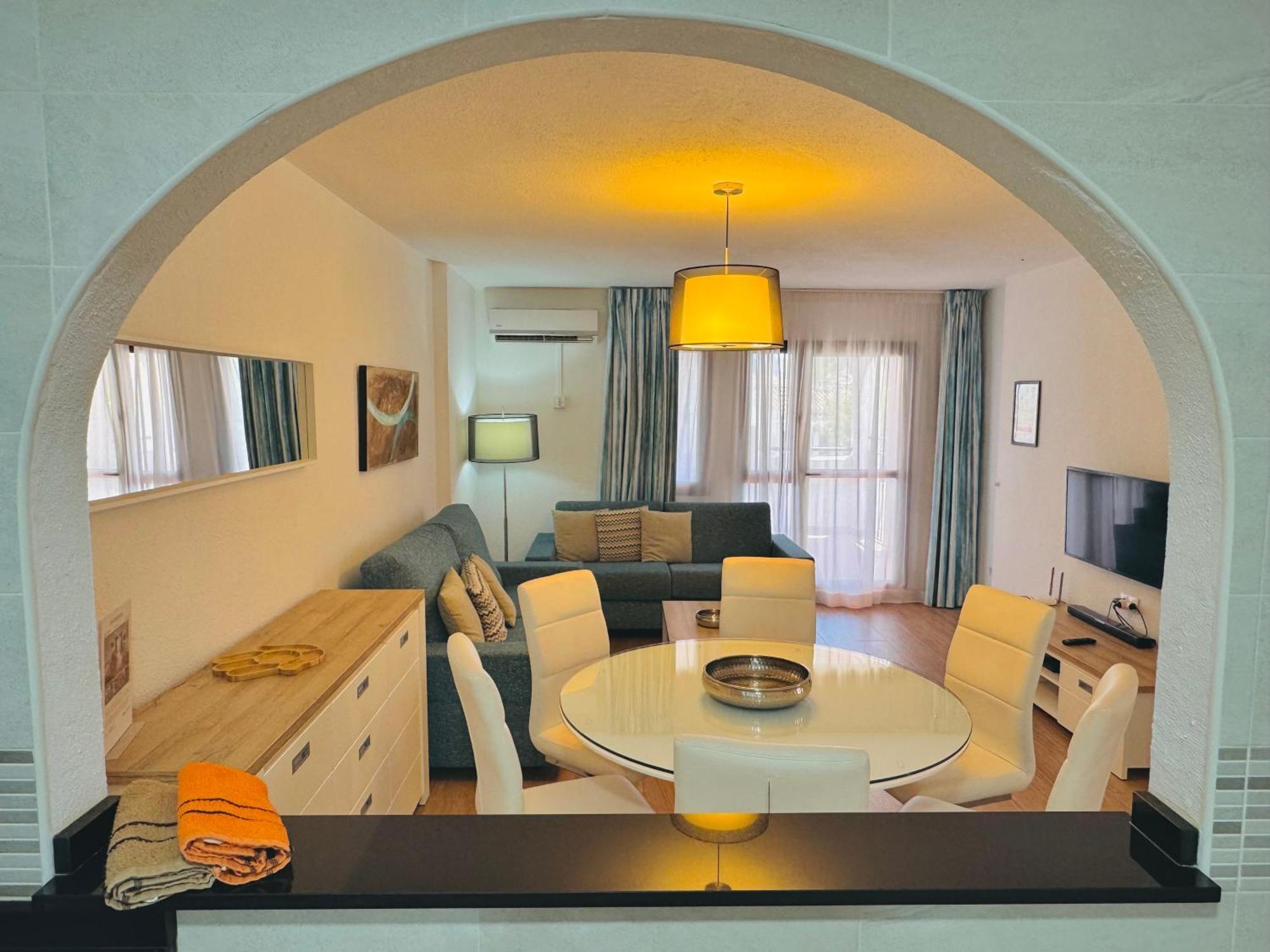 Pueblo Evita Premium Suites Беналмадена Екстериор снимка