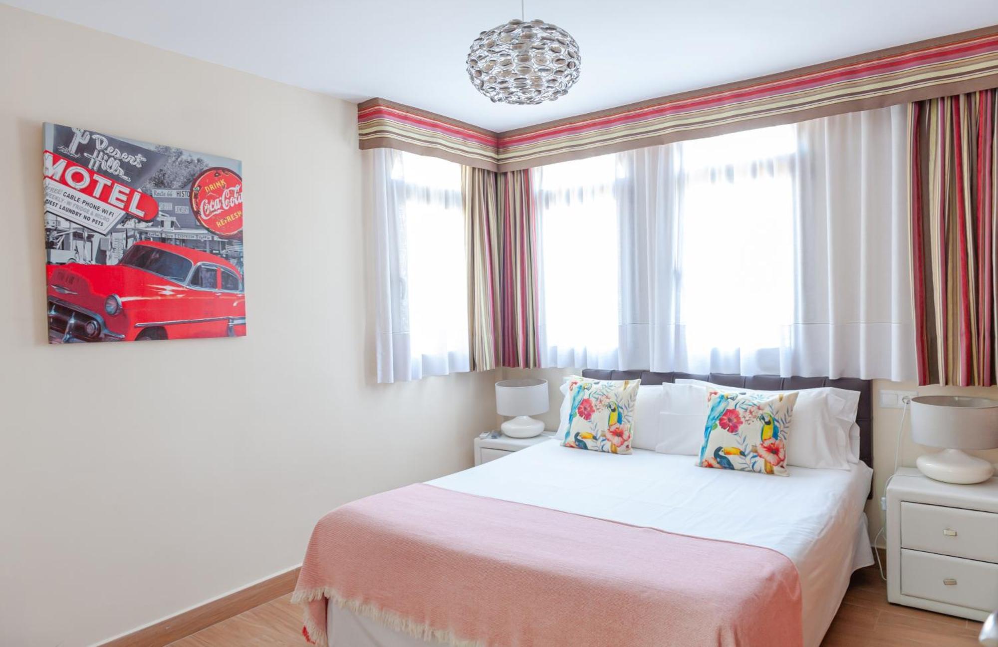Pueblo Evita Premium Suites Беналмадена Екстериор снимка