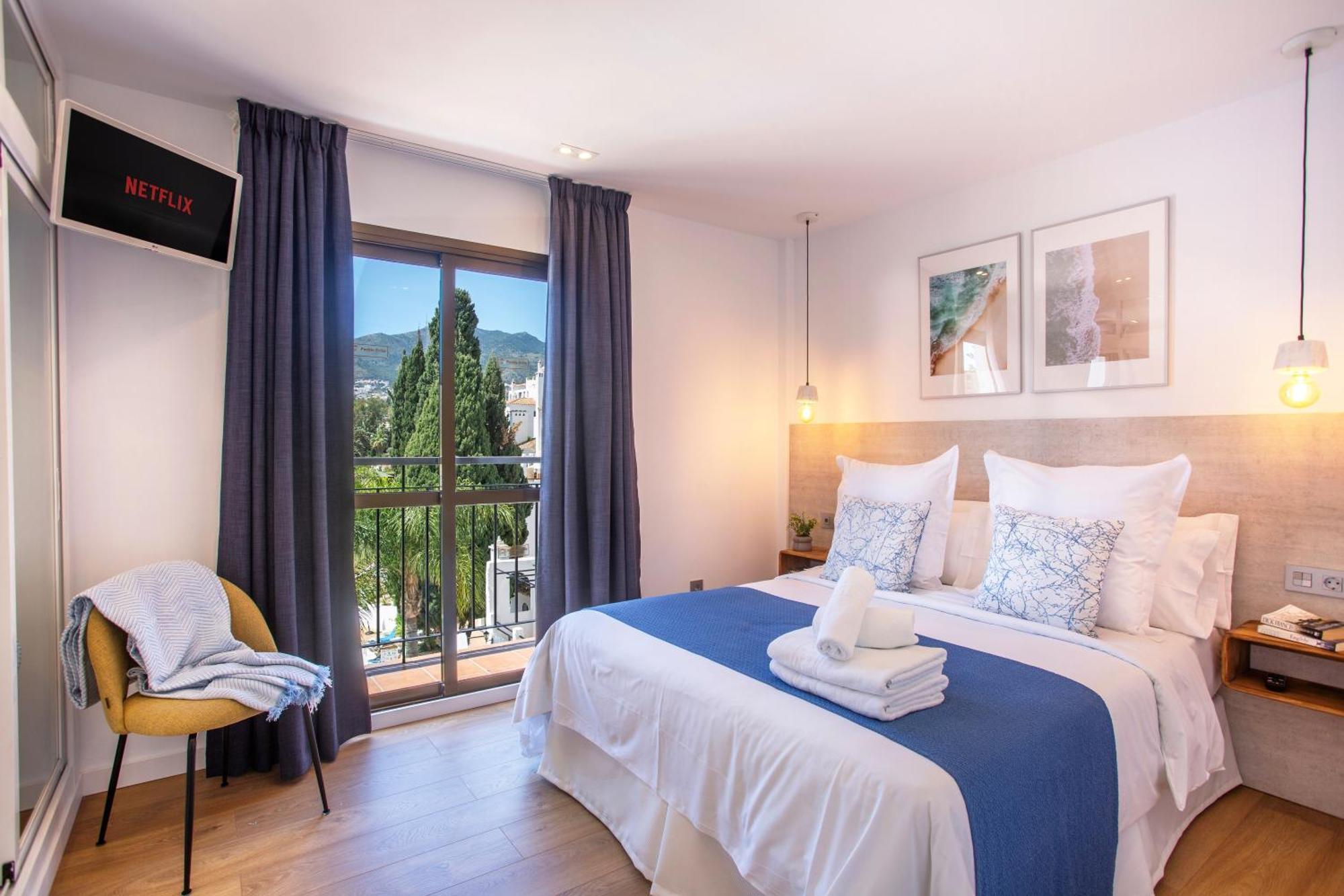 Pueblo Evita Premium Suites Беналмадена Екстериор снимка