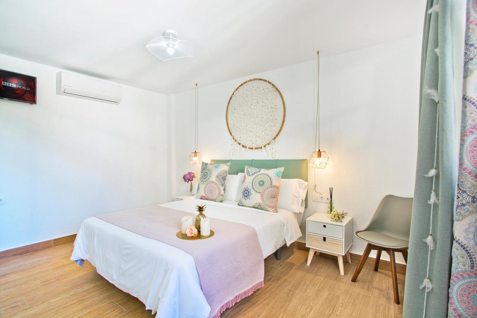 Pueblo Evita Premium Suites Беналмадена Екстериор снимка