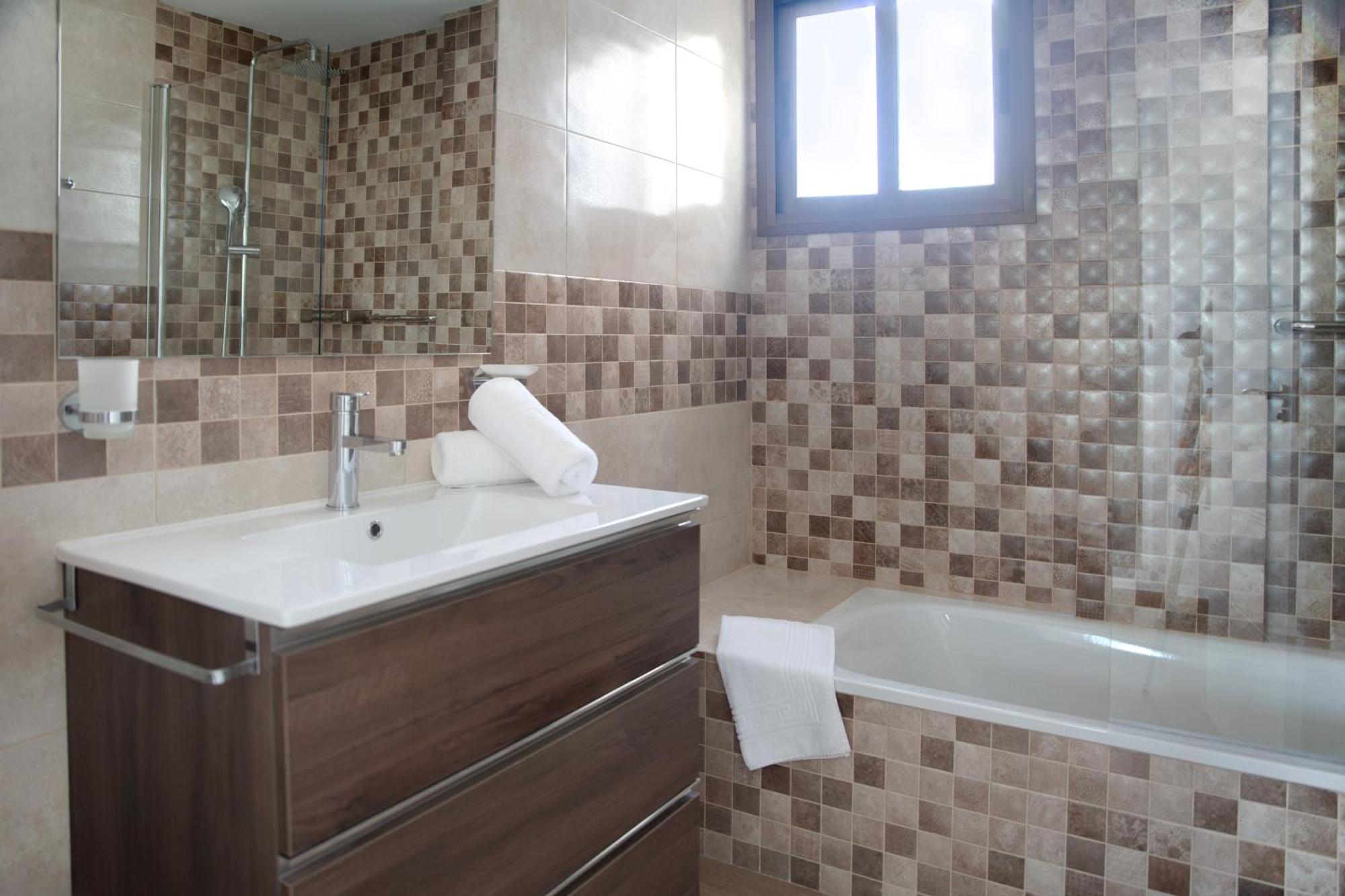 Pueblo Evita Premium Suites Беналмадена Екстериор снимка